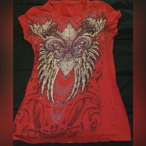 Red shirt with design